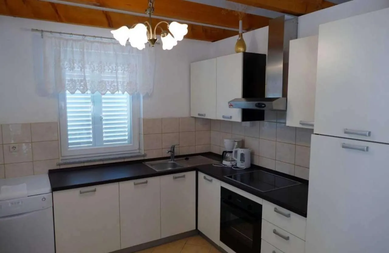Apartments With A Parking Space Palit, Rab - 22562 Rab Town