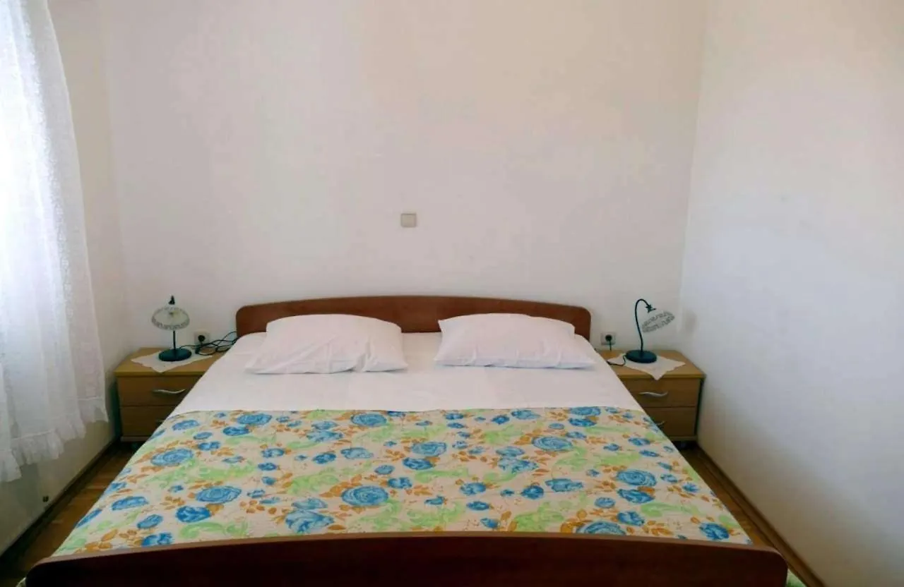 Apartments With A Parking Space Palit, Rab - 22562 Rab Town