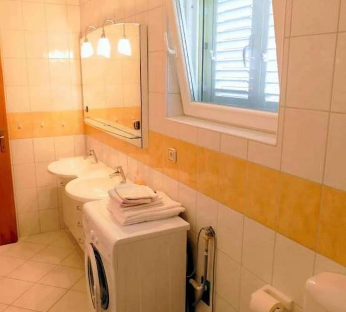 Apartments With A Parking Space Palit, Rab - 22562 Rab Town