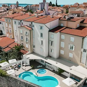 Hotel International, Rab Town